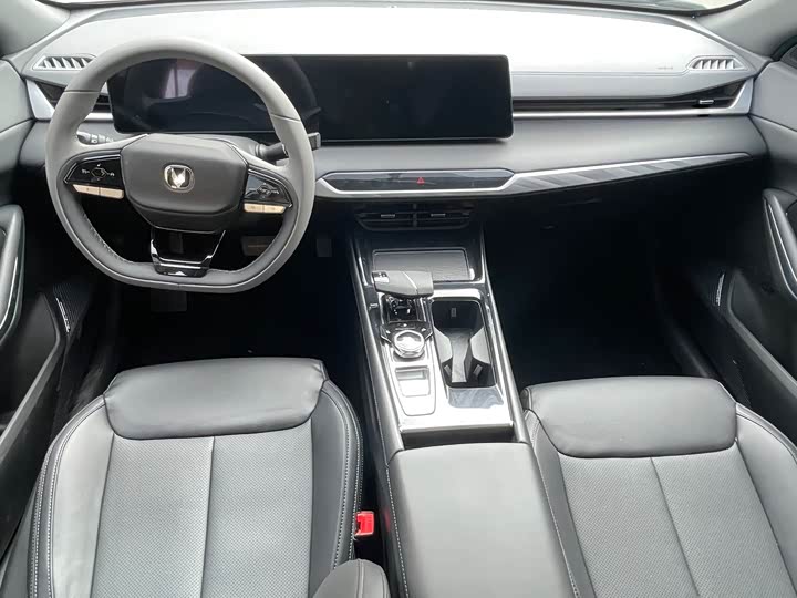 Фото 4 - Changan Raeton Plus