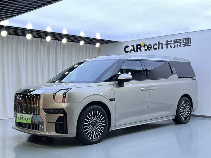 Фото 1 - Zeekr 009