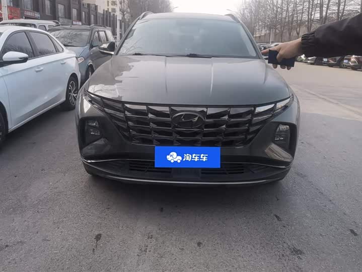 Фото 2 - Hyundai Tucson L