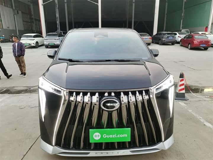 Фото 3 - GAC Trumpchi M8