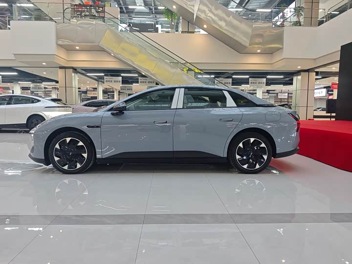 Фото 4 - XPeng Mona M03