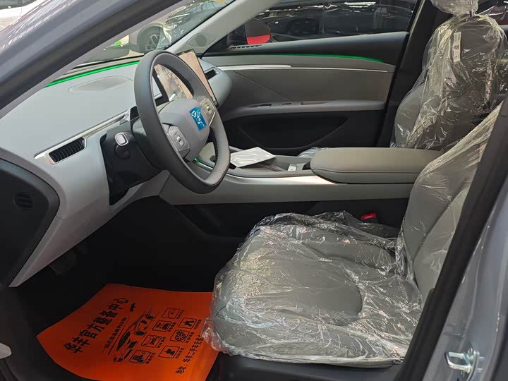 Фото 5 - XPeng Mona M03