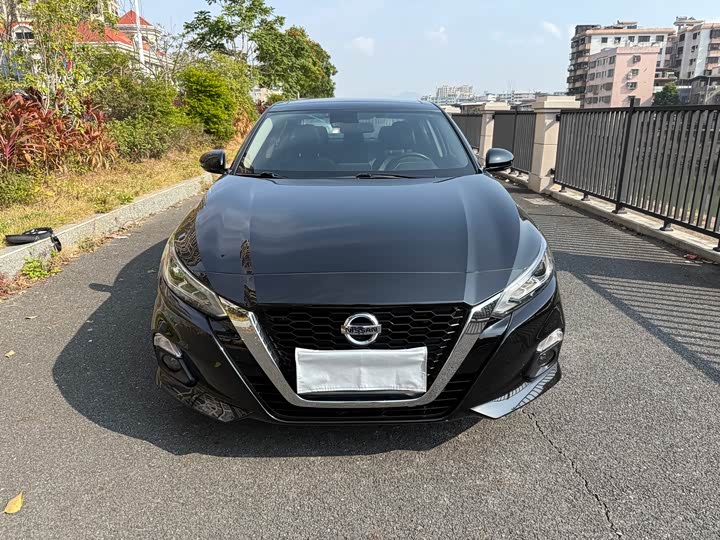 Фото 2 - Nissan Teana