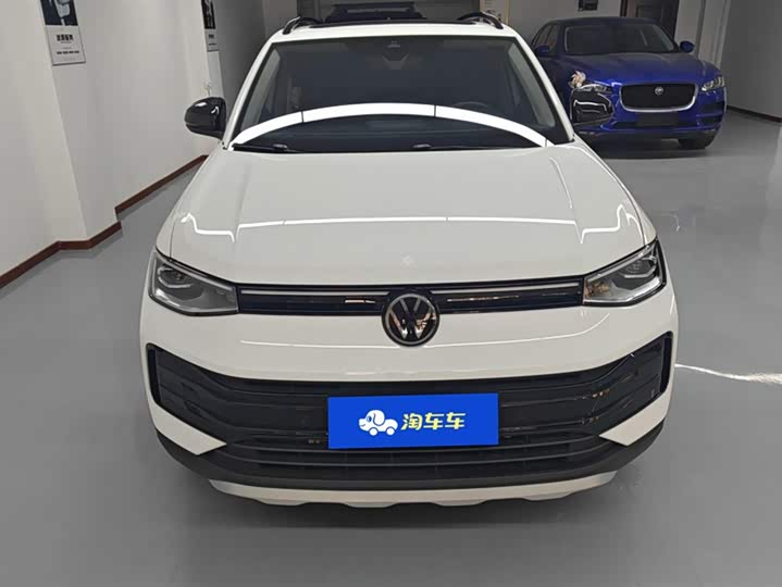 Фото 2 - Volkswagen Tharu