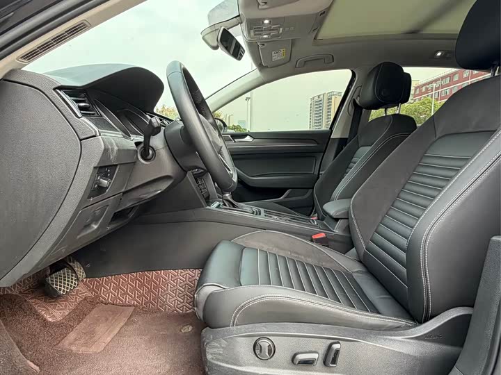 Фото 7 - Volkswagen Magotan