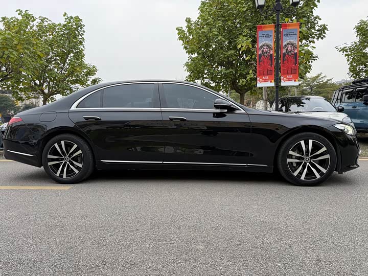 Фото 7 - Mercedes-Benz S-Class