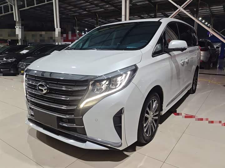 Фото 2 - GAC Trumpchi M8