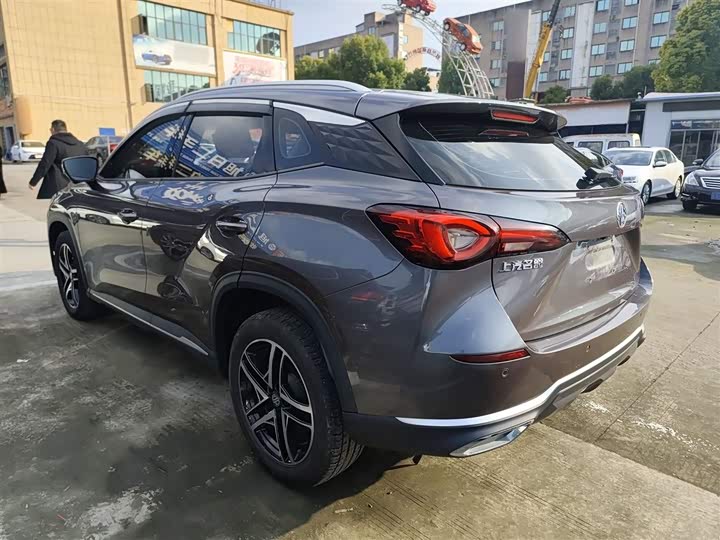 Фото 5 - MG Motor One