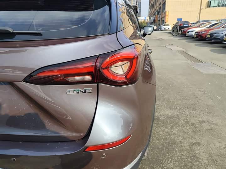 Фото 8 - MG Motor One