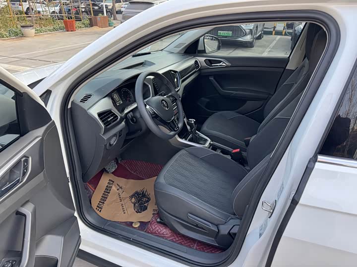 Фото 7 - Volkswagen T-Cross