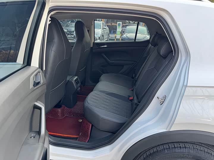 Фото 9 - Volkswagen T-Cross