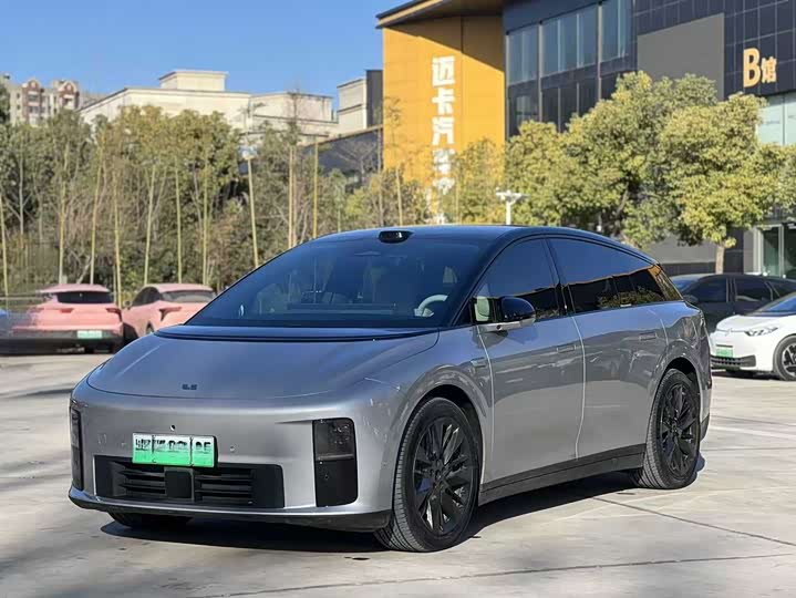 Фото 1 - LiXiang i6