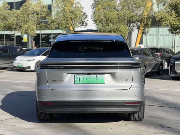 Фото 8 - LiXiang i6