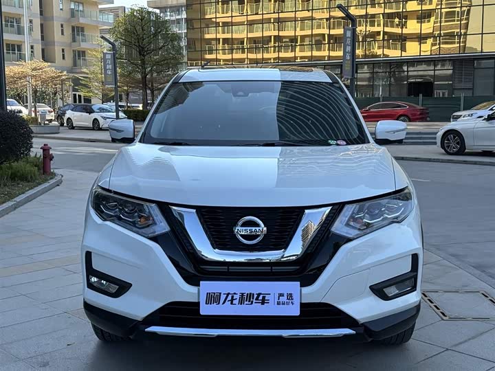 Фото 2 - Nissan X-Trail