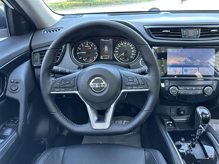 Фото 9 - Nissan X-Trail