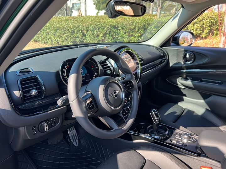 Фото 9 - Mini Clubman