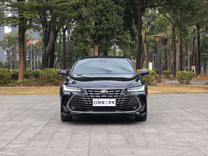 Фото 2 - Toyota Avalon
