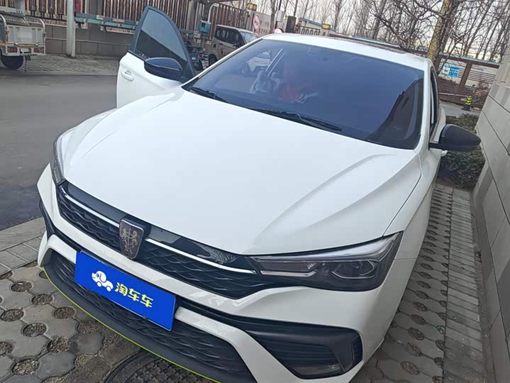 Фото 1 - Roewe i5