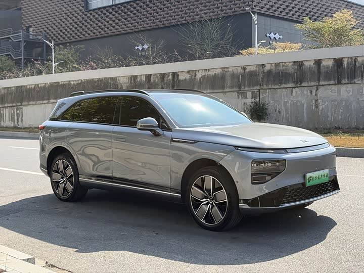 Фото 3 - XPeng G9