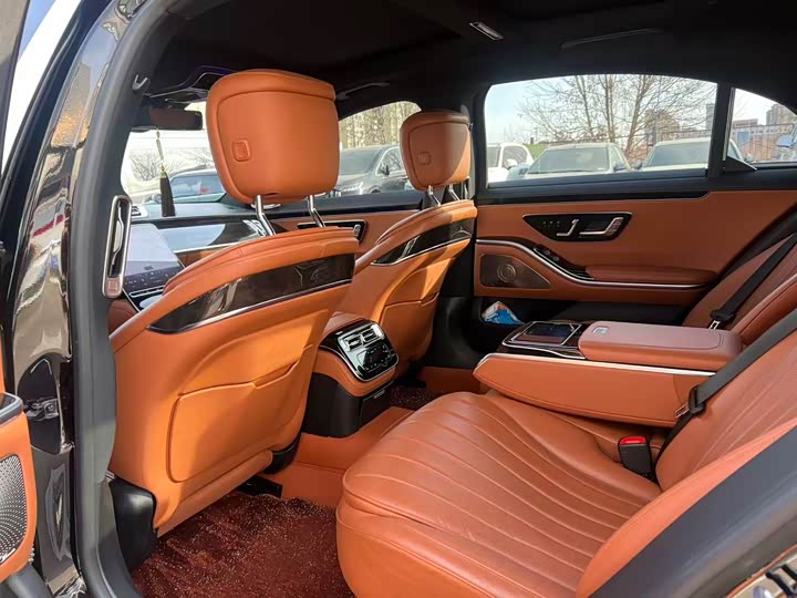 Фото 7 - Mercedes-Benz S-Class