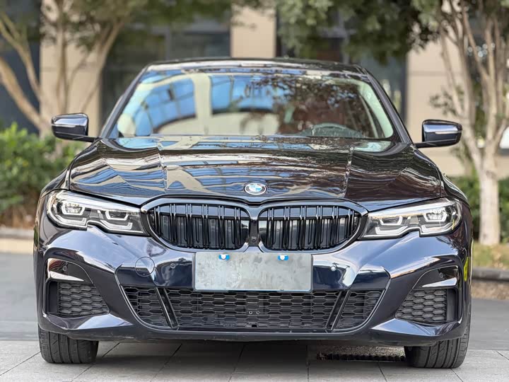 Фото 2 - BMW 3 Series