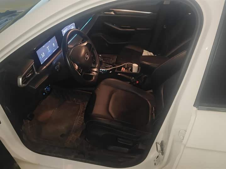 Фото 9 - Ford Escort