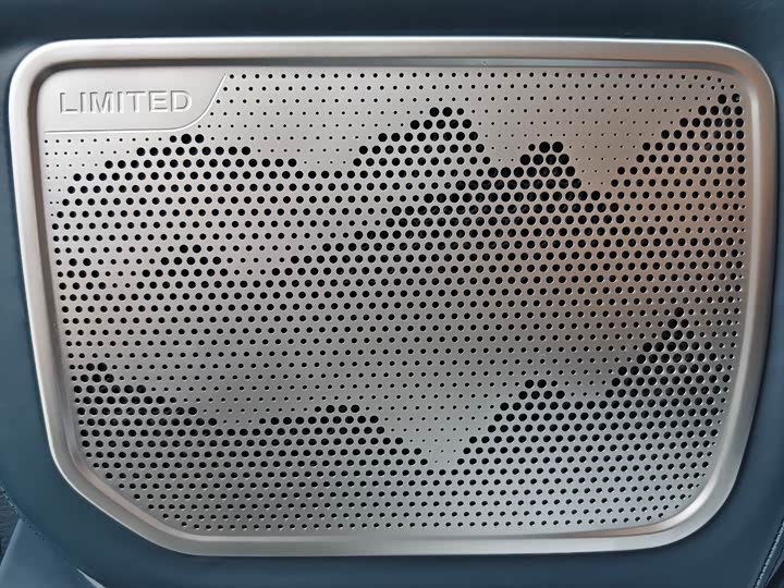 Фото 5 - Toyota Granvia