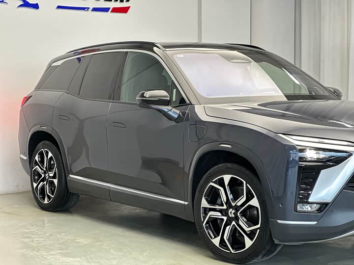 Фото 7 - Nio ES8