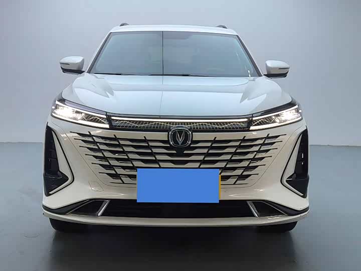 Фото 2 - Changan CS75 Plus