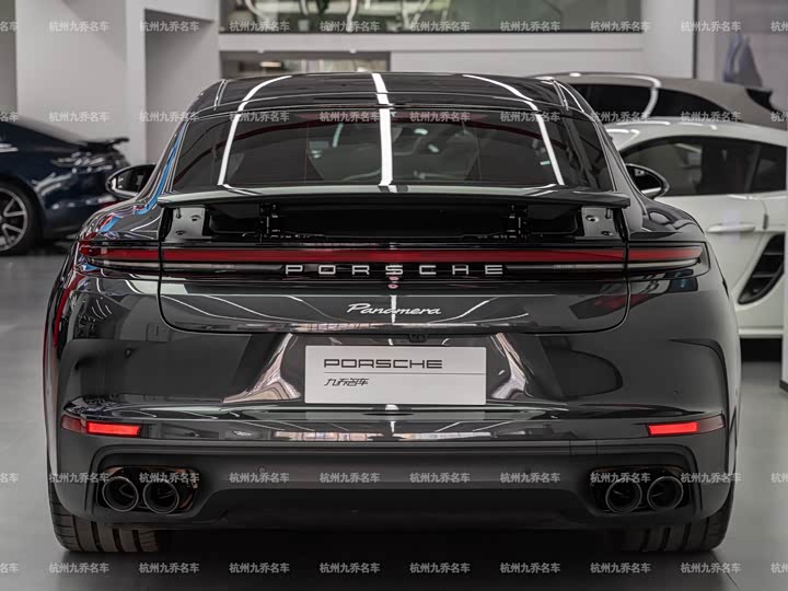 Фото 5 - Porsche Panamera