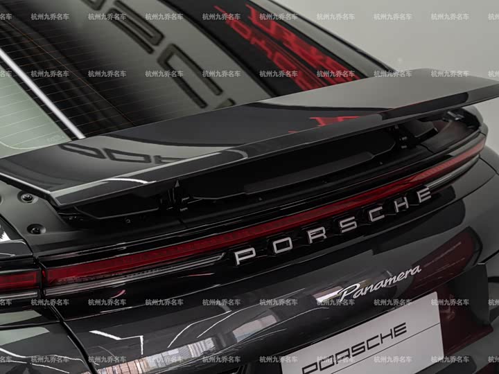 Фото 8 - Porsche Panamera