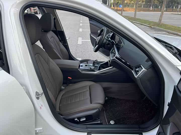 Фото 5 - BMW 3 Series