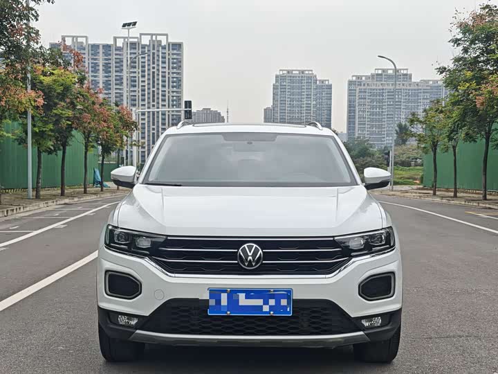 Фото 2 - Volkswagen T-Roc