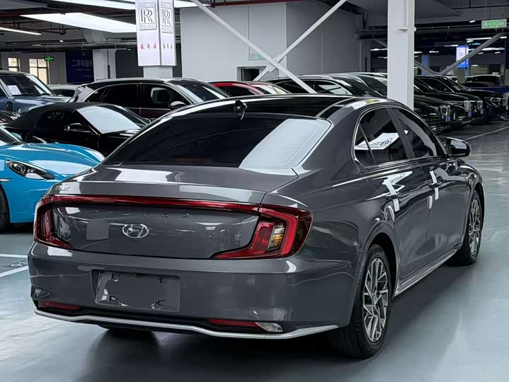 Фото 7 - Hyundai Mistra