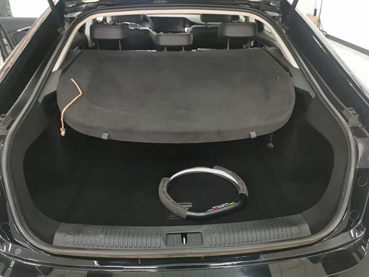 Фото 4 - Bestune B70