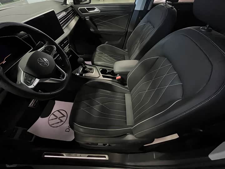 Фото 5 - Volkswagen Tiguan L Pro