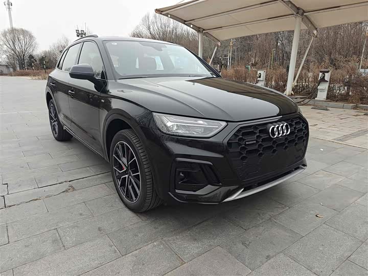 Фото 3 - Audi Q5L