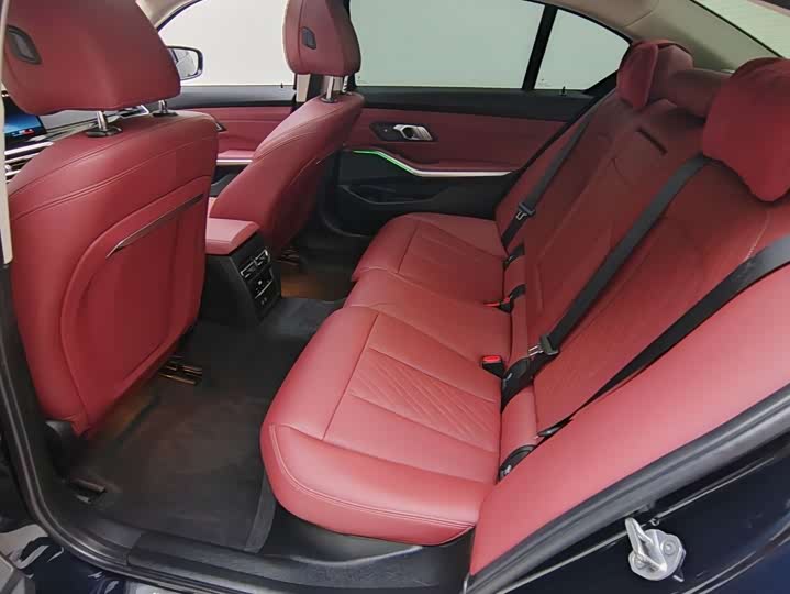 Фото 9 - BMW 3 Series