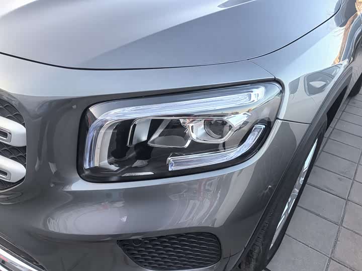 Фото 2 - Mercedes-Benz GLB-Class