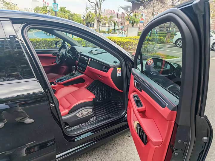 Фото 4 - Porsche Macan