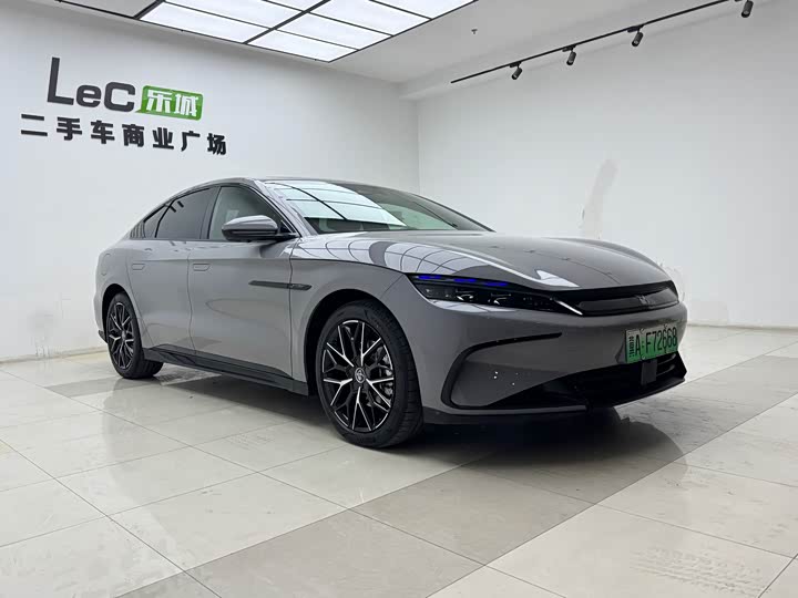 Фото 3 - BYD Han