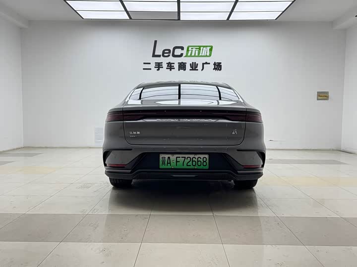 Фото 4 - BYD Han