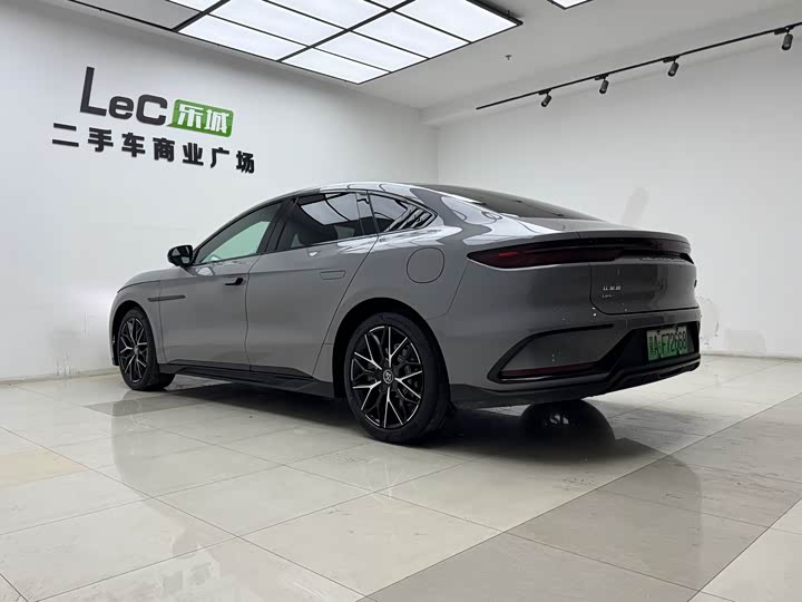 Фото 6 - BYD Han