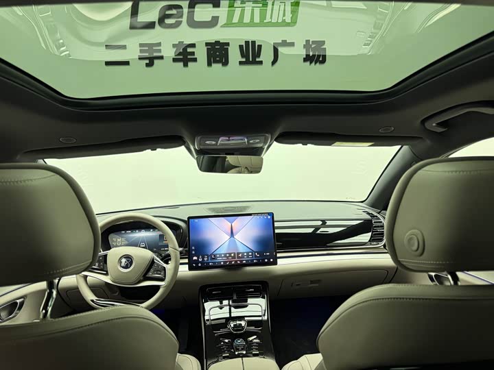 Фото 8 - BYD Han