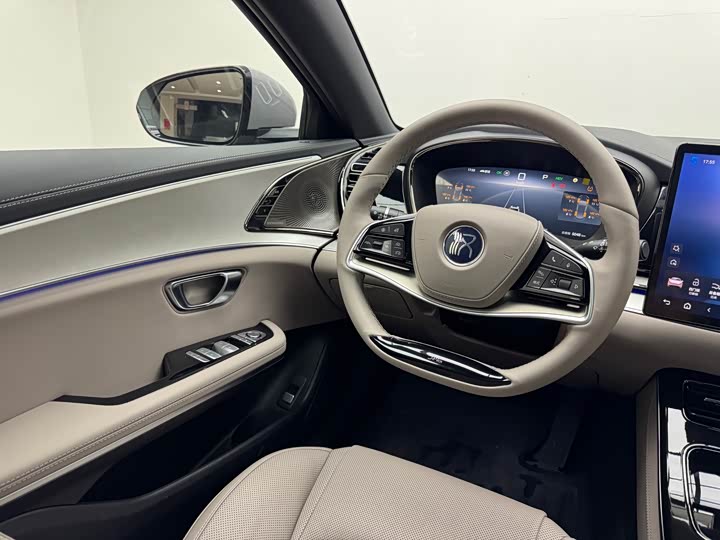 Фото 9 - BYD Han