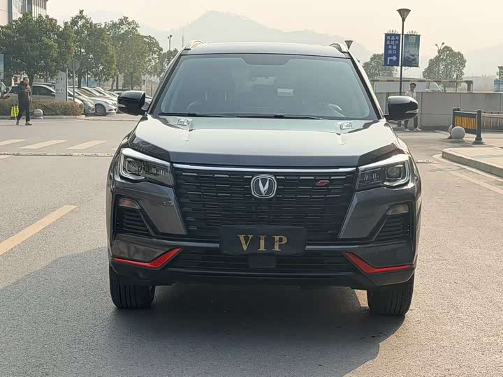 Фото 2 - Changan CS75