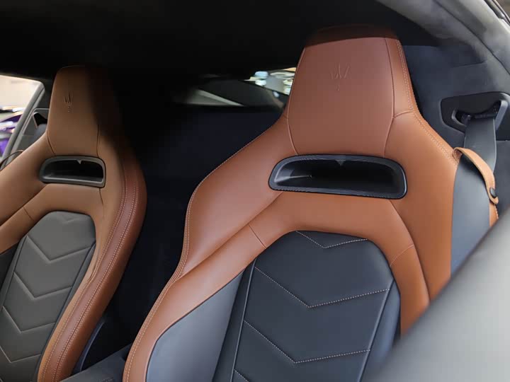 Фото 6 - Maserati MC20