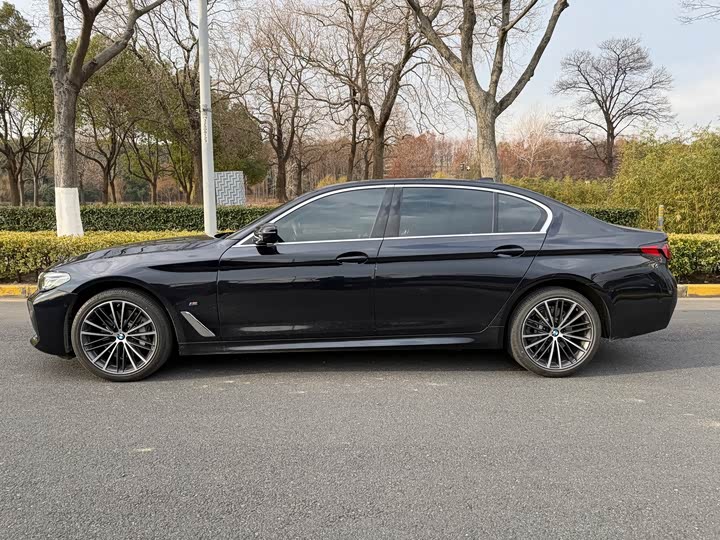 Фото 4 - BMW 5 Series