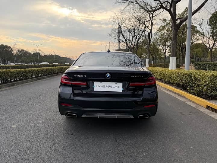 Фото 9 - BMW 5 Series