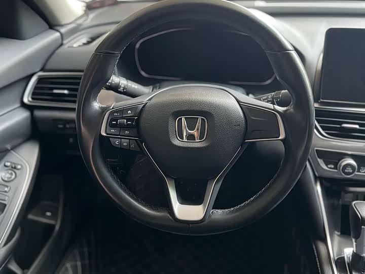 Фото 5 - Honda Accord